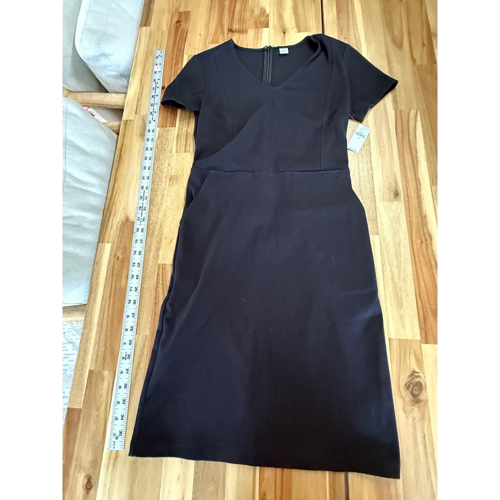 Old Navy Womens V-Neck Sheath Dress black Short Sleeve Pockets XS NWT - Picture 1 of 4